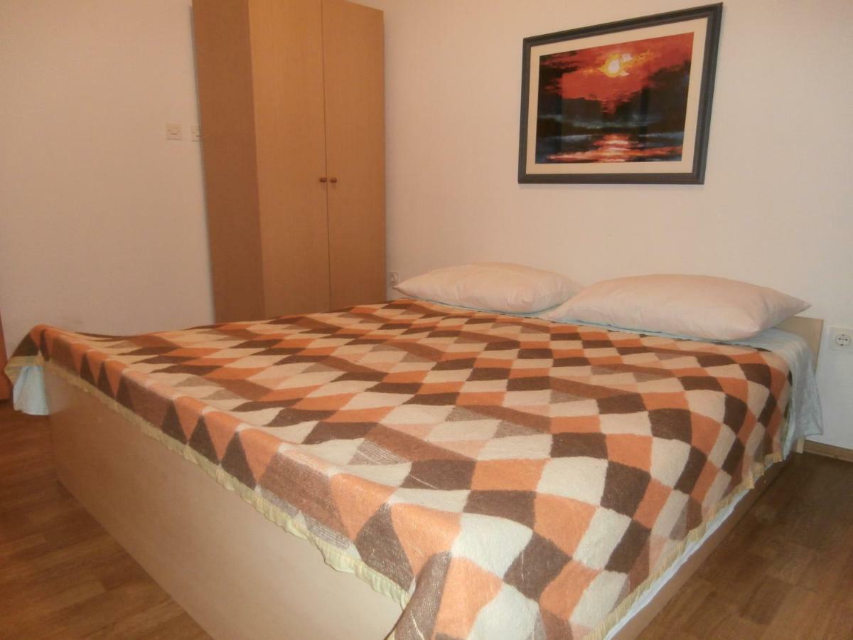 Jure Erceg Apartment Starigrad Exterior photo